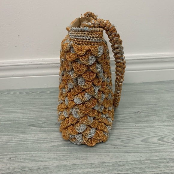 Vintage Crochet Knit Shoulder Bag - Picture 9 of 12